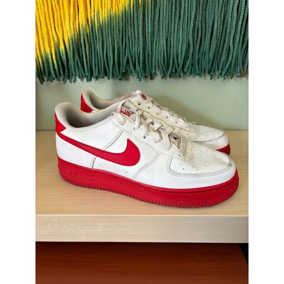 Nike Kids Sneakers Red and White - Picture 3 of 10
